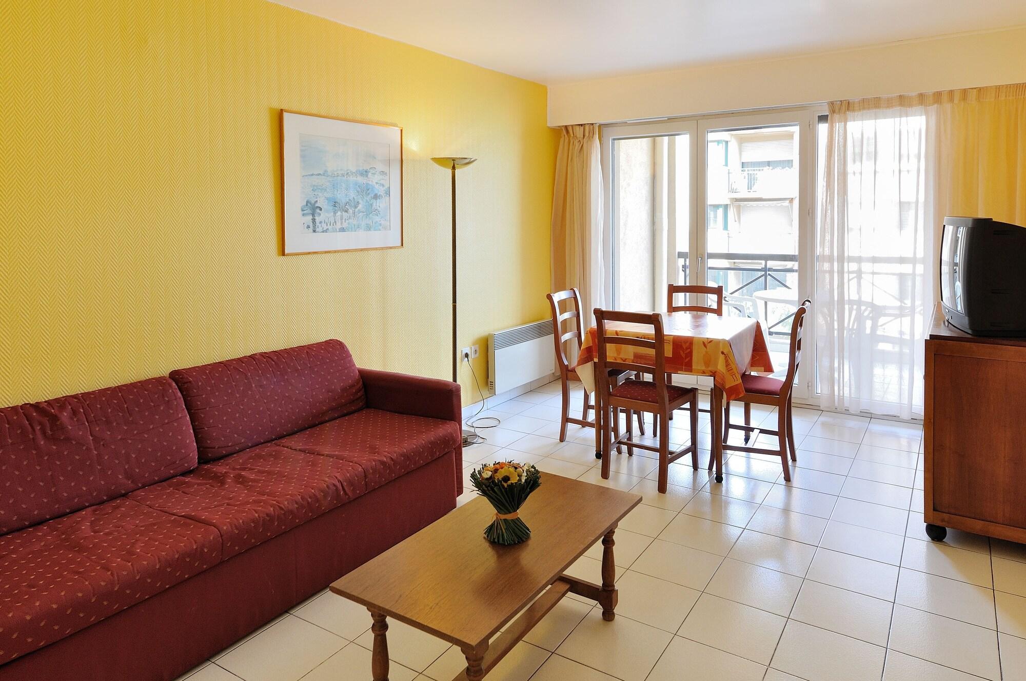 Residhotel Villa Maupassant Канны Экстерьер фото