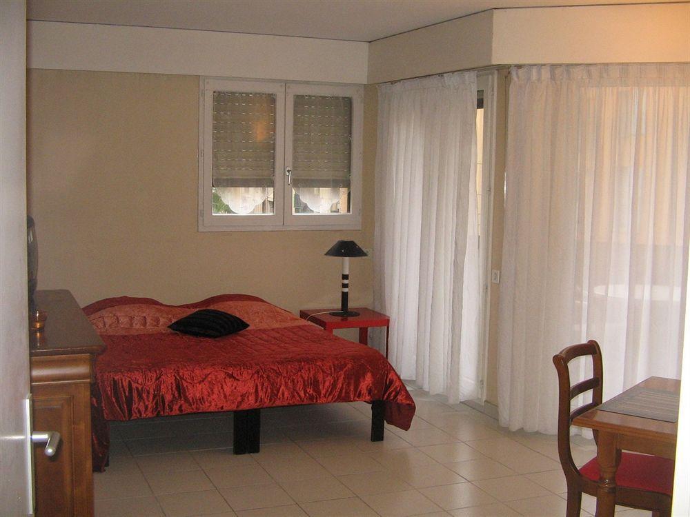 Residhotel Villa Maupassant Канны Экстерьер фото