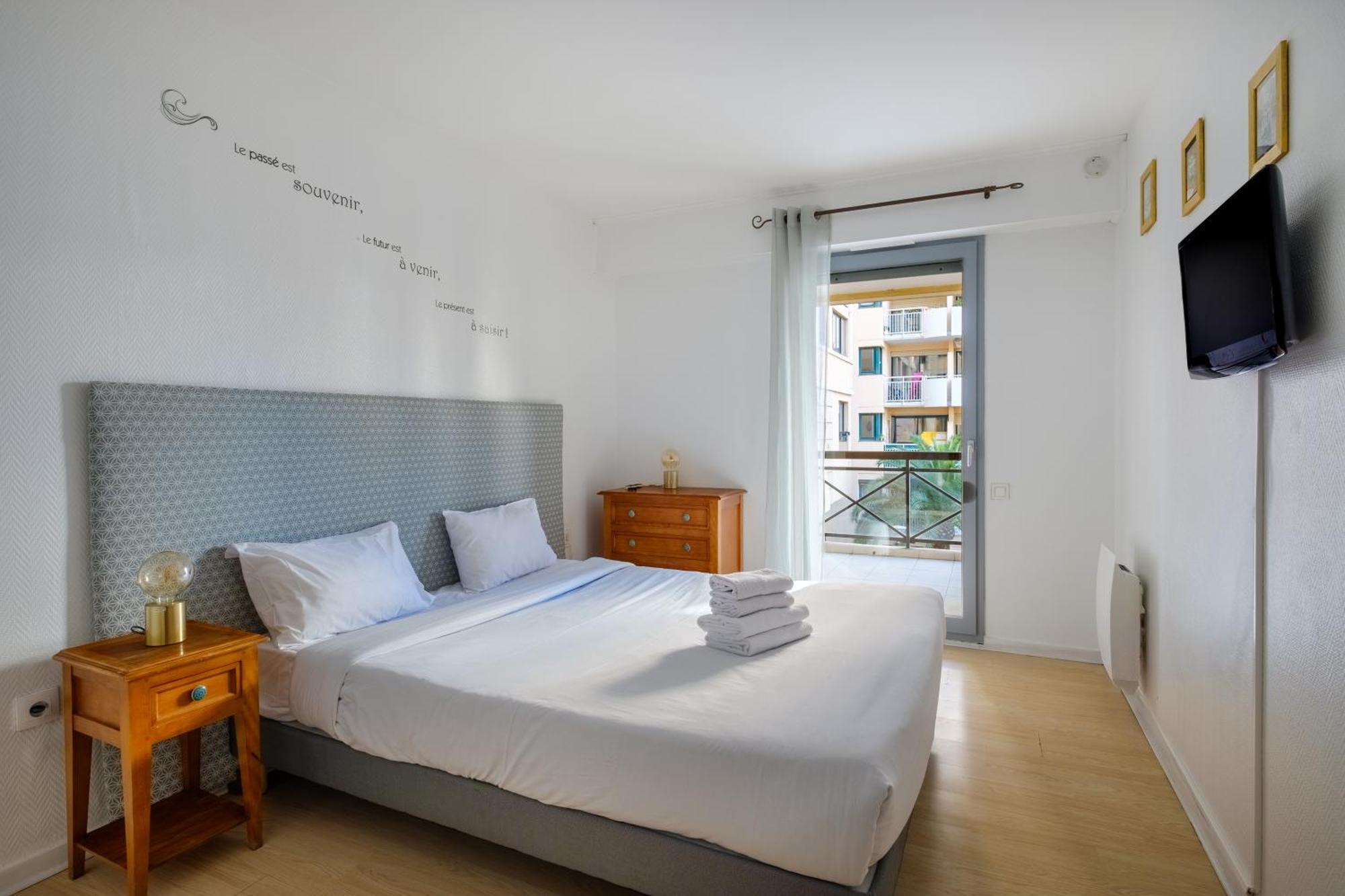 Residhotel Villa Maupassant Канны Экстерьер фото